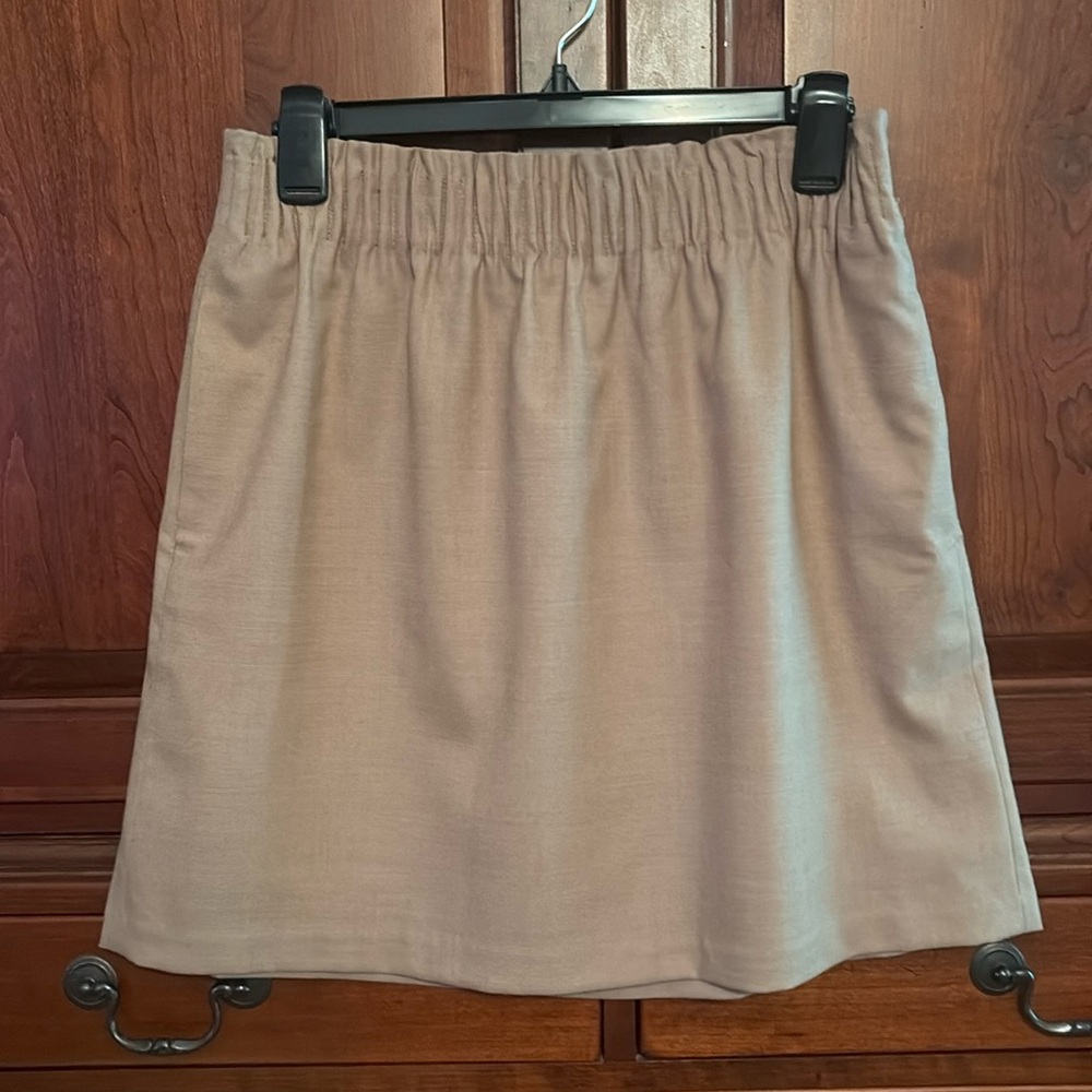 J. Crew Tan wool blend skirt, size 8.